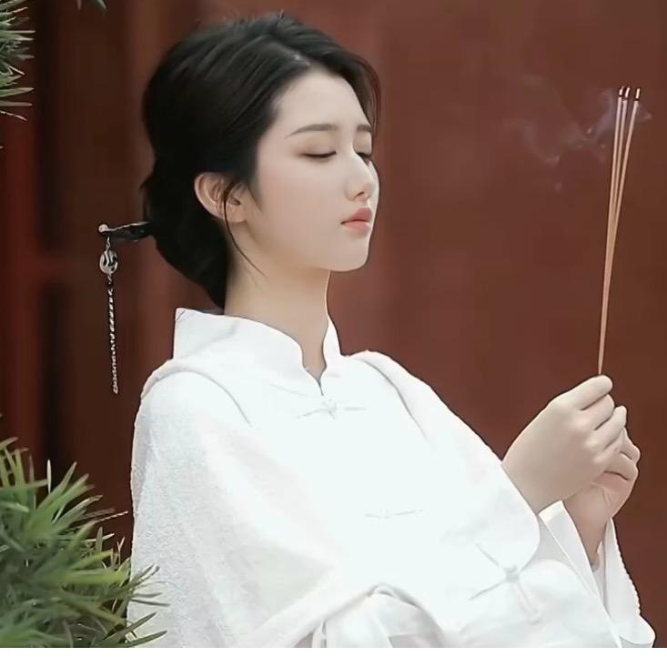 小精灵🧚‍♀️
