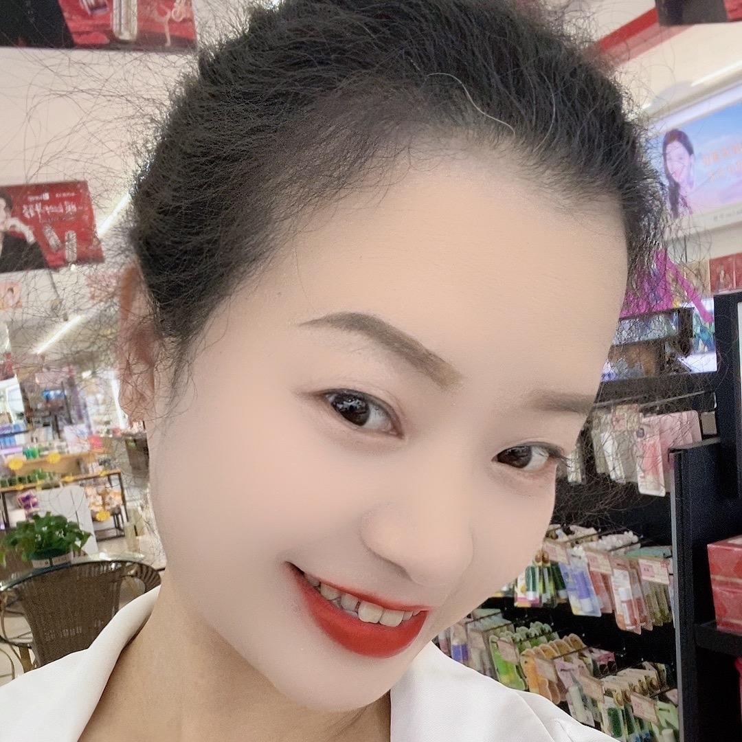 卷卷莲姐
