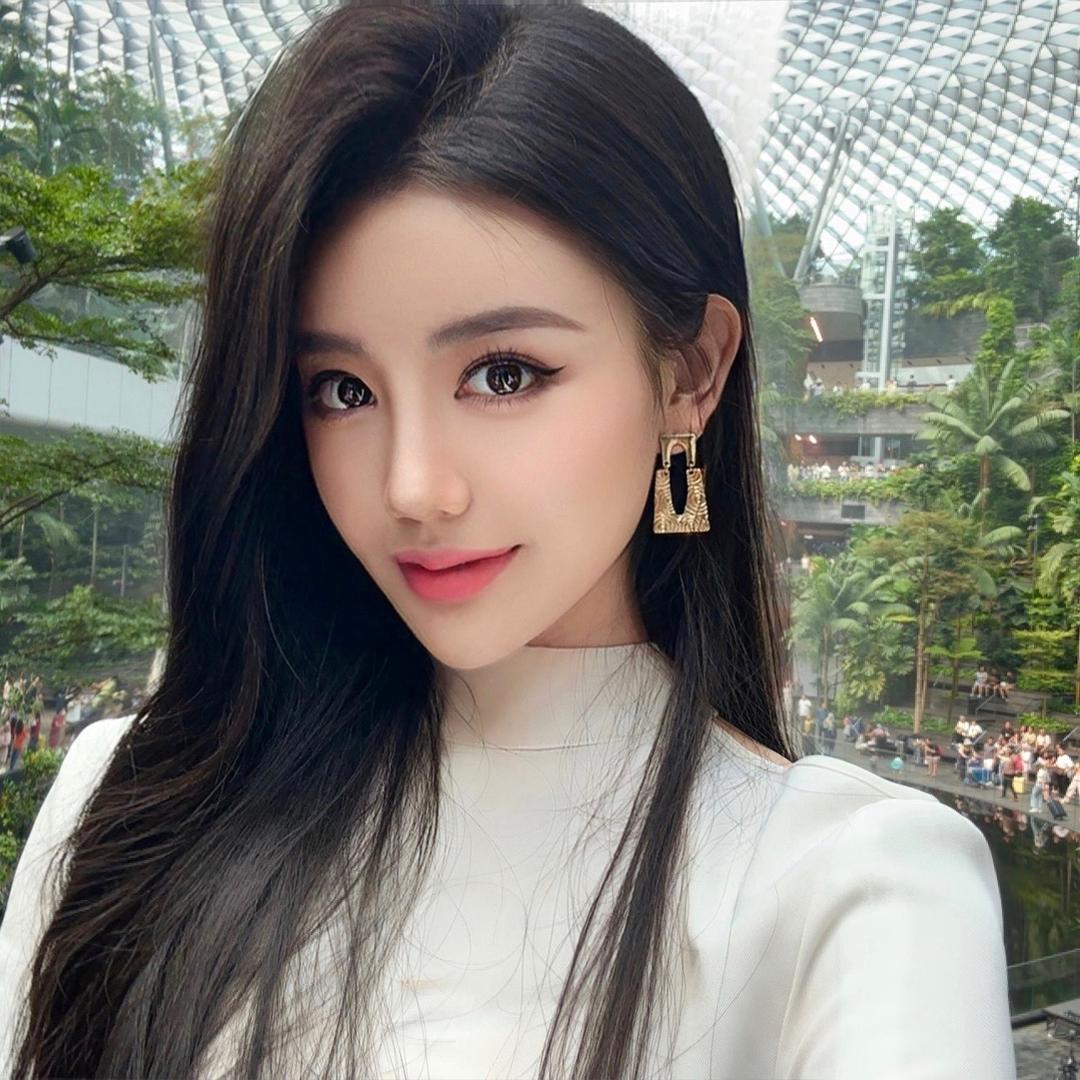 芝芝yee