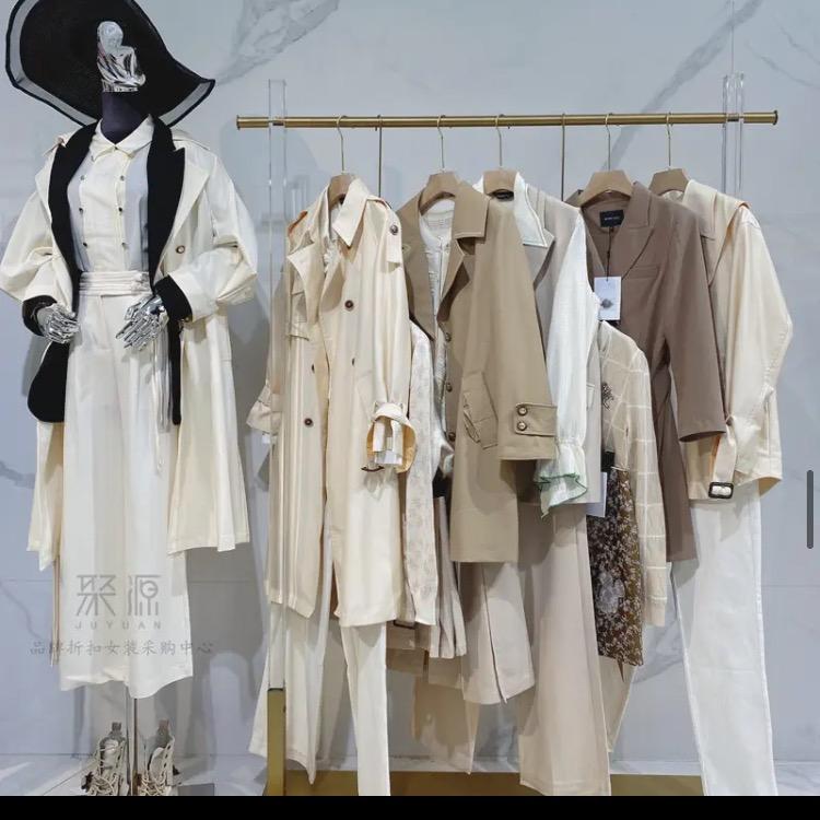 波司簦女装（华南区折扣店）