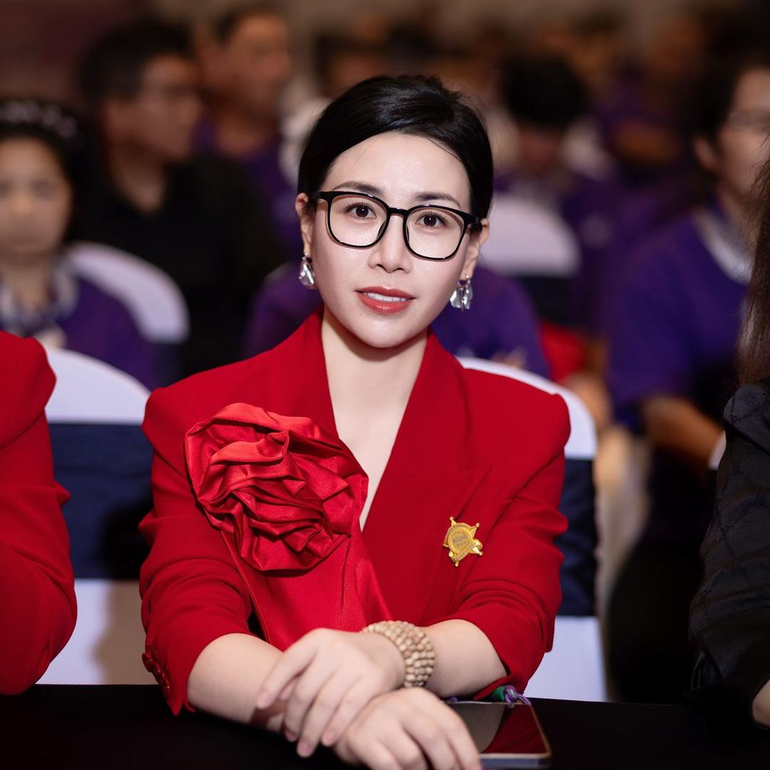修正偏爱如初|黎姚姚