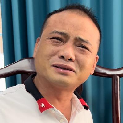 做翡翠的老谢小号女士手镯定制