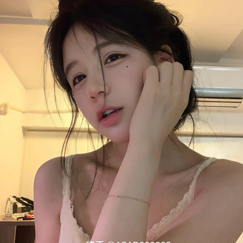 依依 .