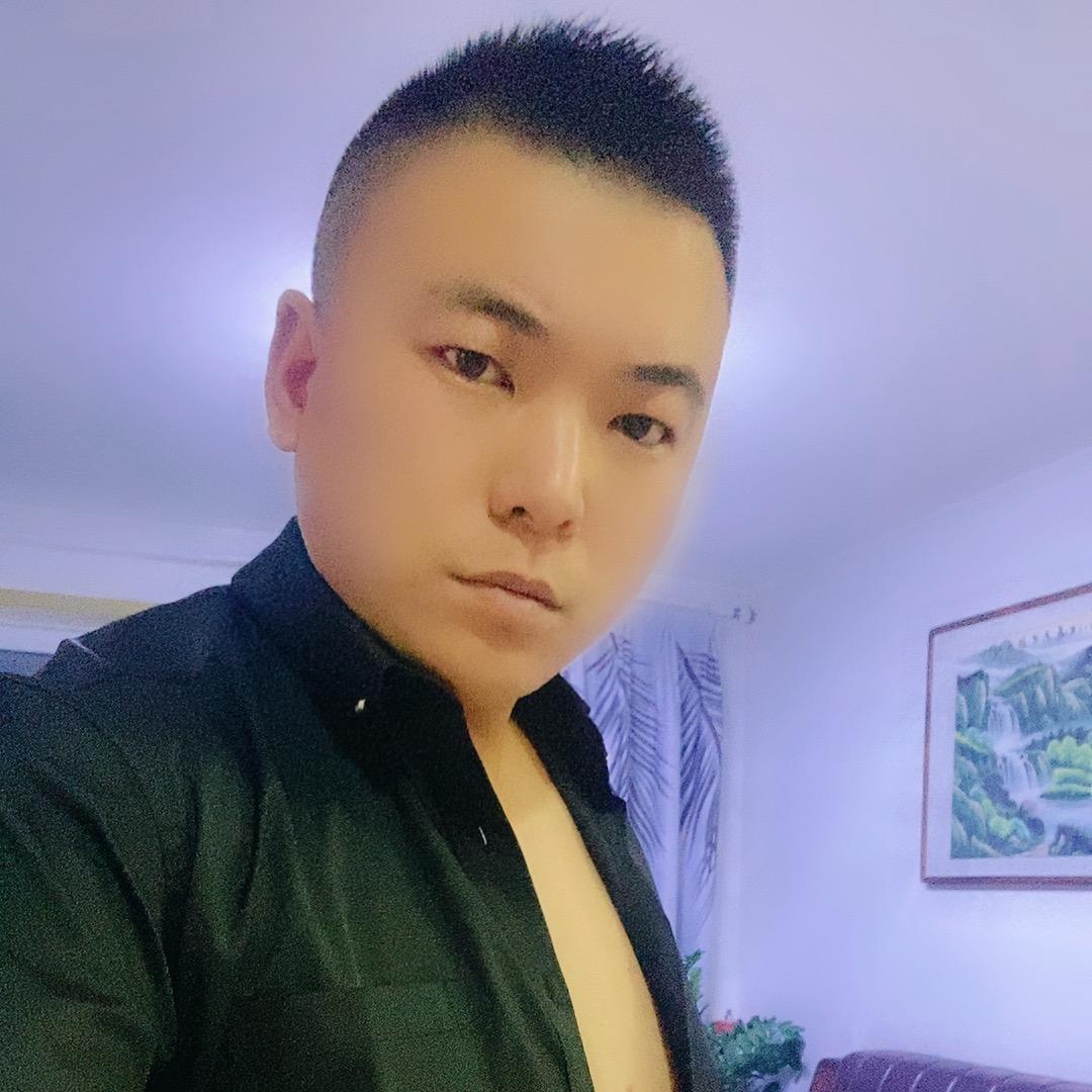 龙龙爱溜达