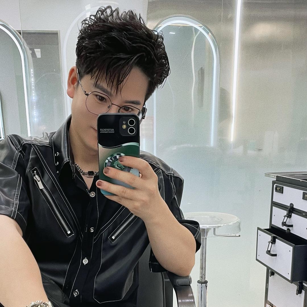 嘉兴减龄发型设计～亿川老师