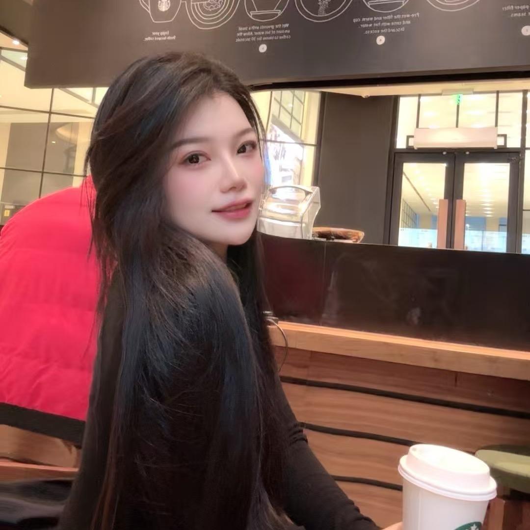 爱生活的晴晴。