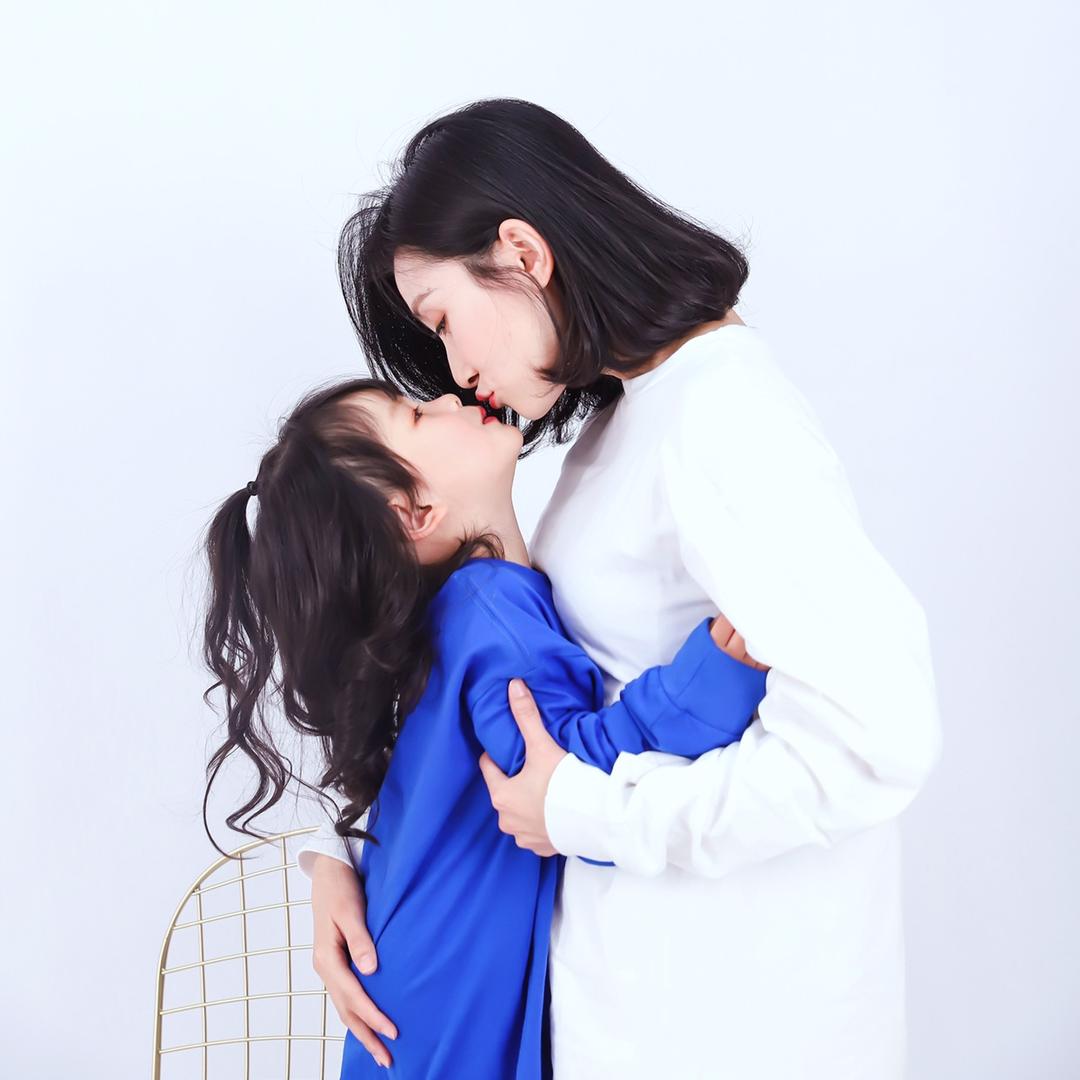 YiYi妈妈（周小宛绘本）