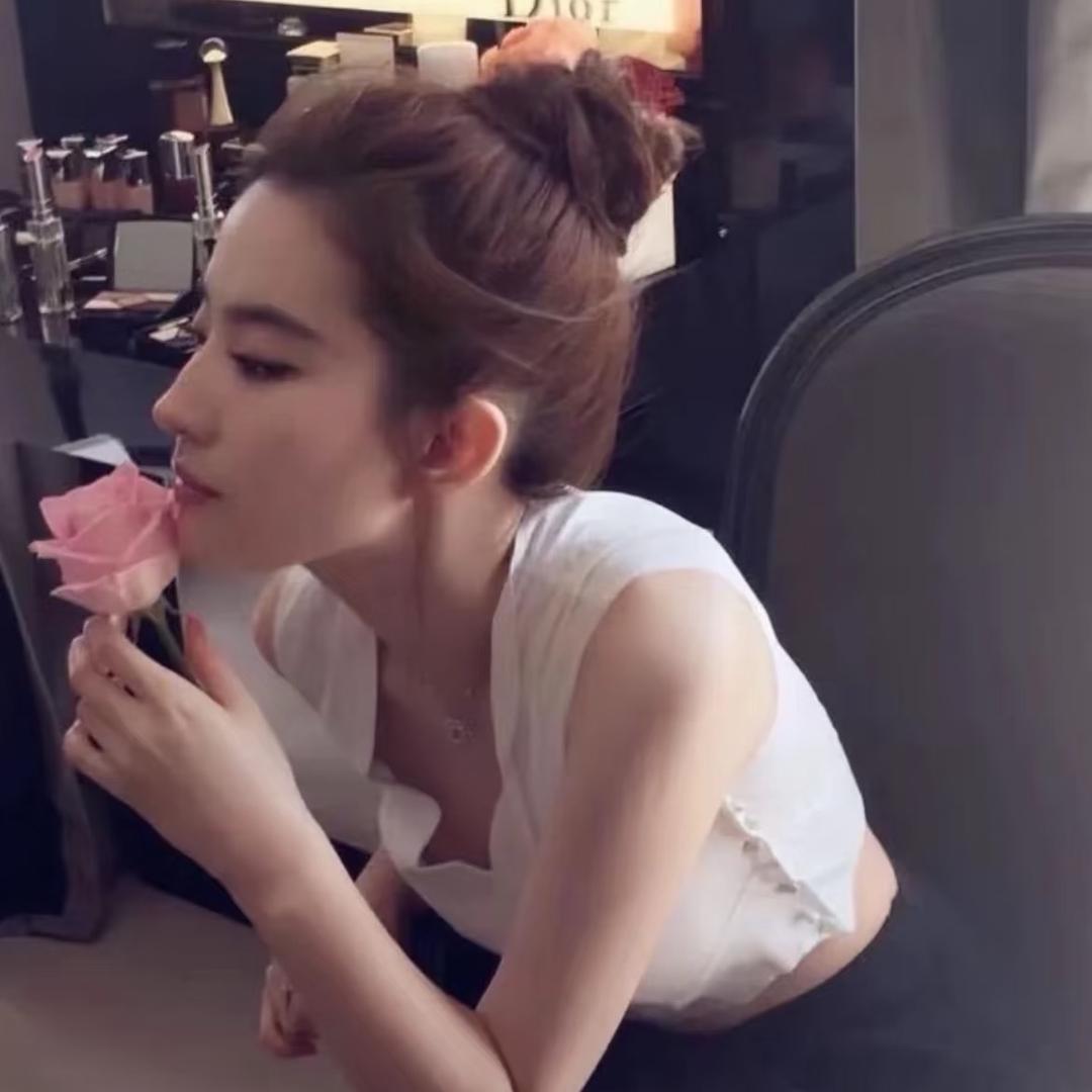 不吃鱼鱼-