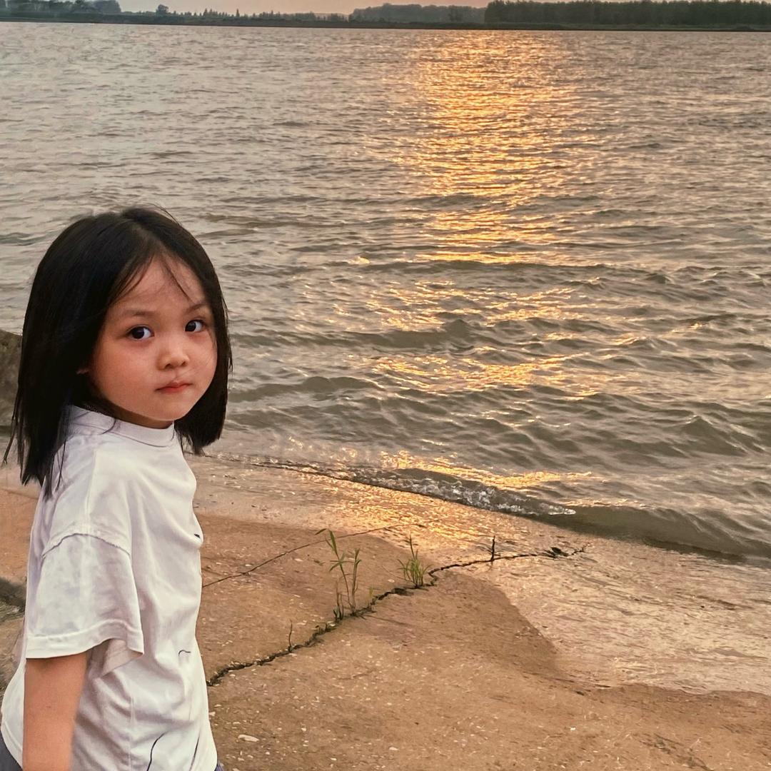 烦人精牌草莓pie