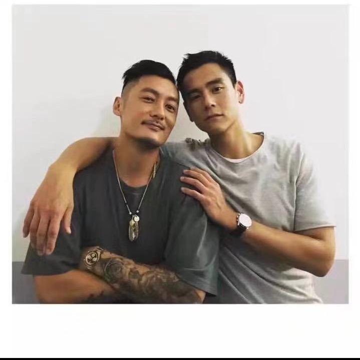 བློ་🎧
