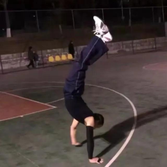 老雷⚡️