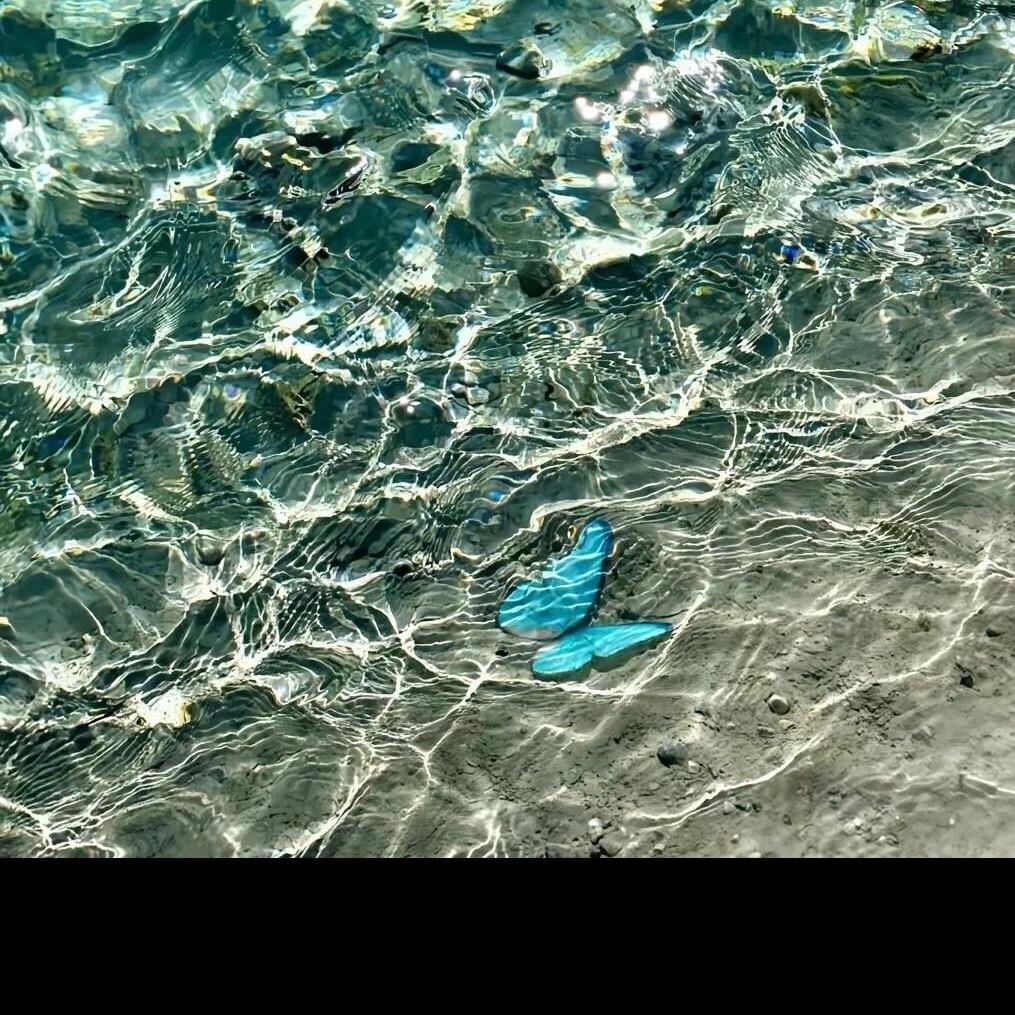 .，
