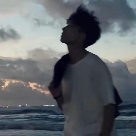 沐君