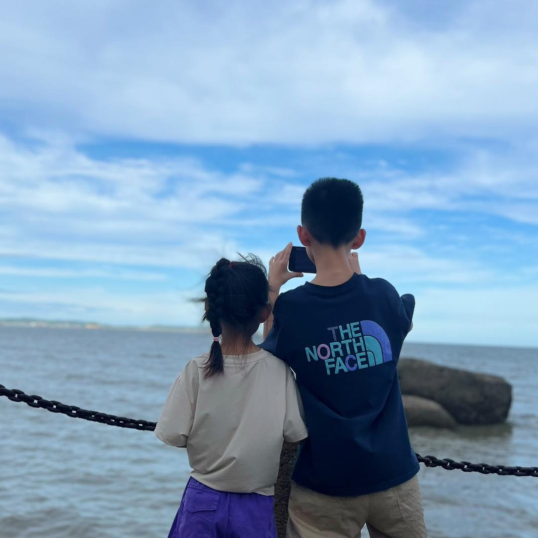 👦🏻贰哈👧🏻