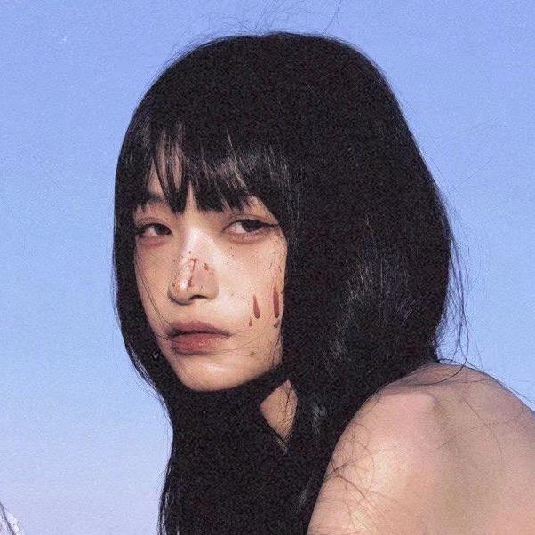 遥山隐隐