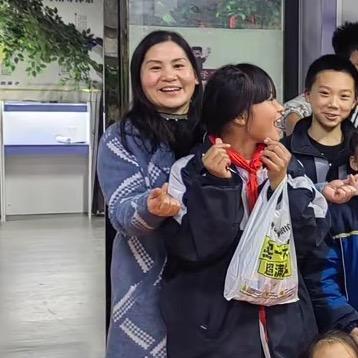 爱分享的李老师