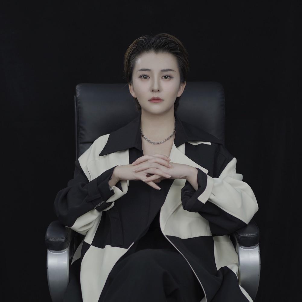 左奇