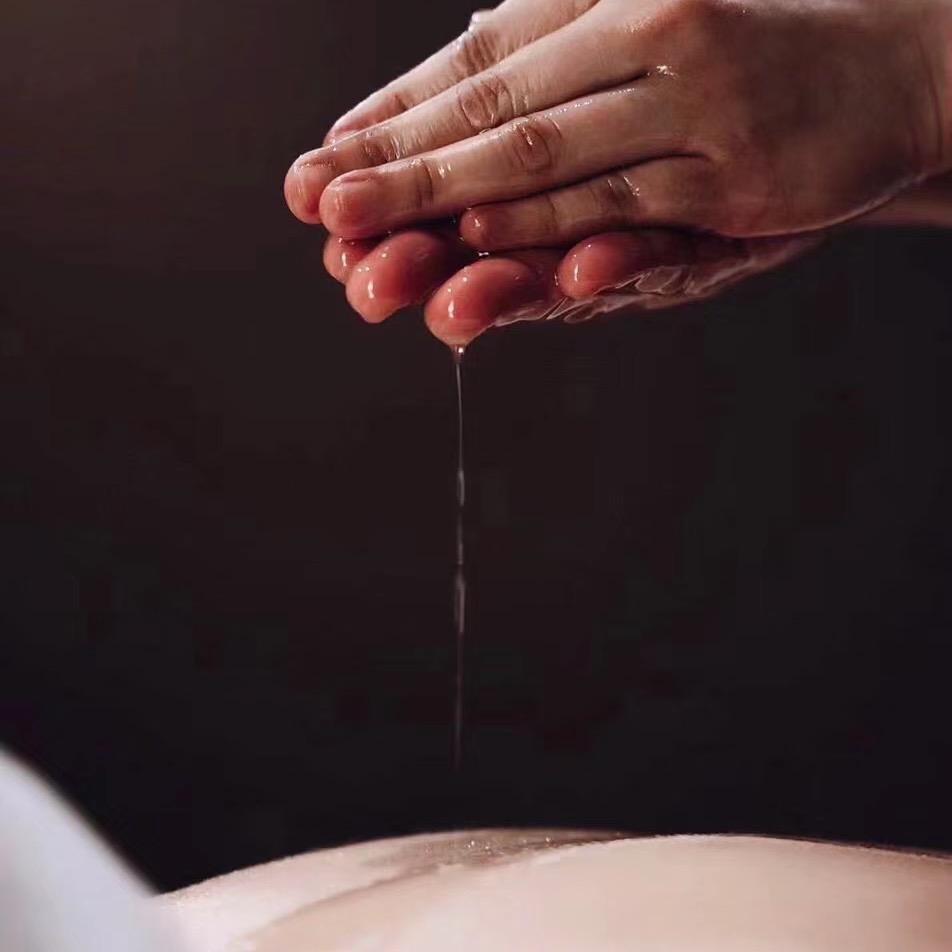 观山舍SPA小倩