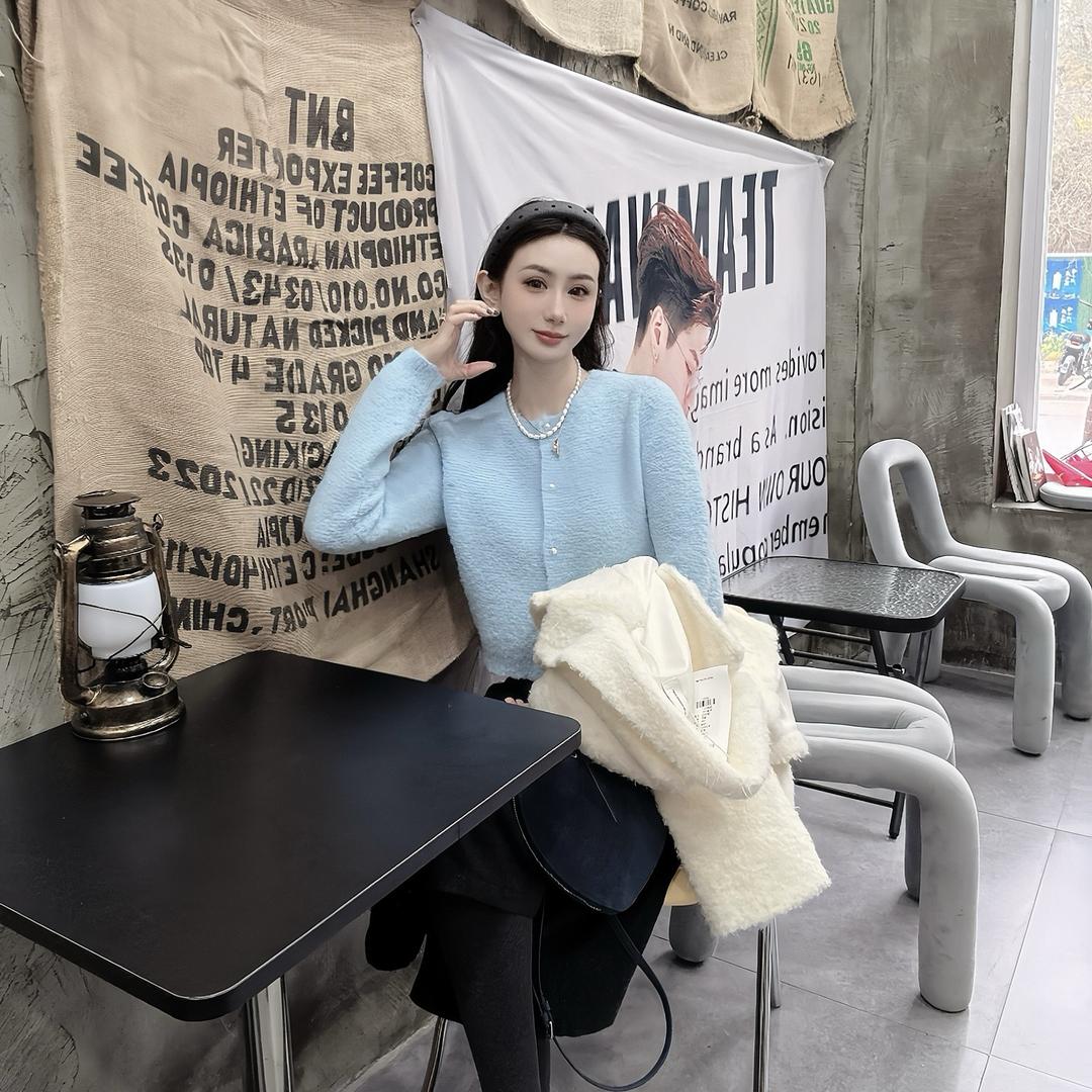 白雪 一家店｜한 가 게