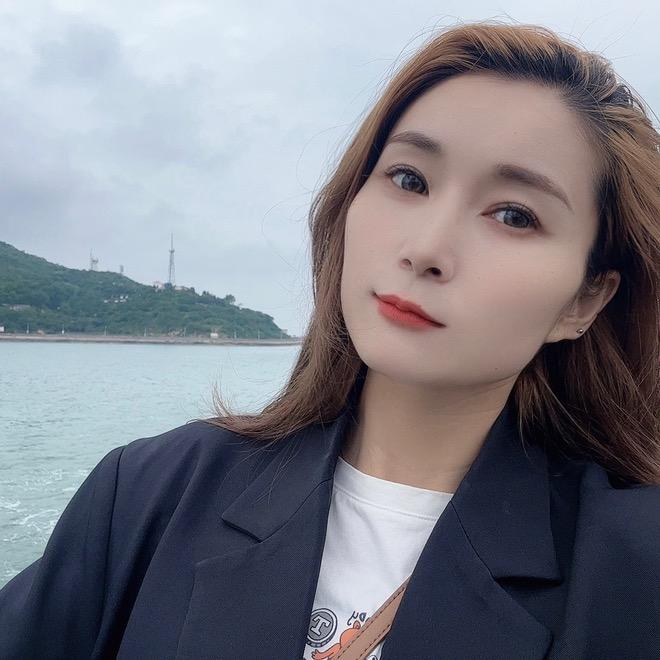 🦋 Qian.Yun