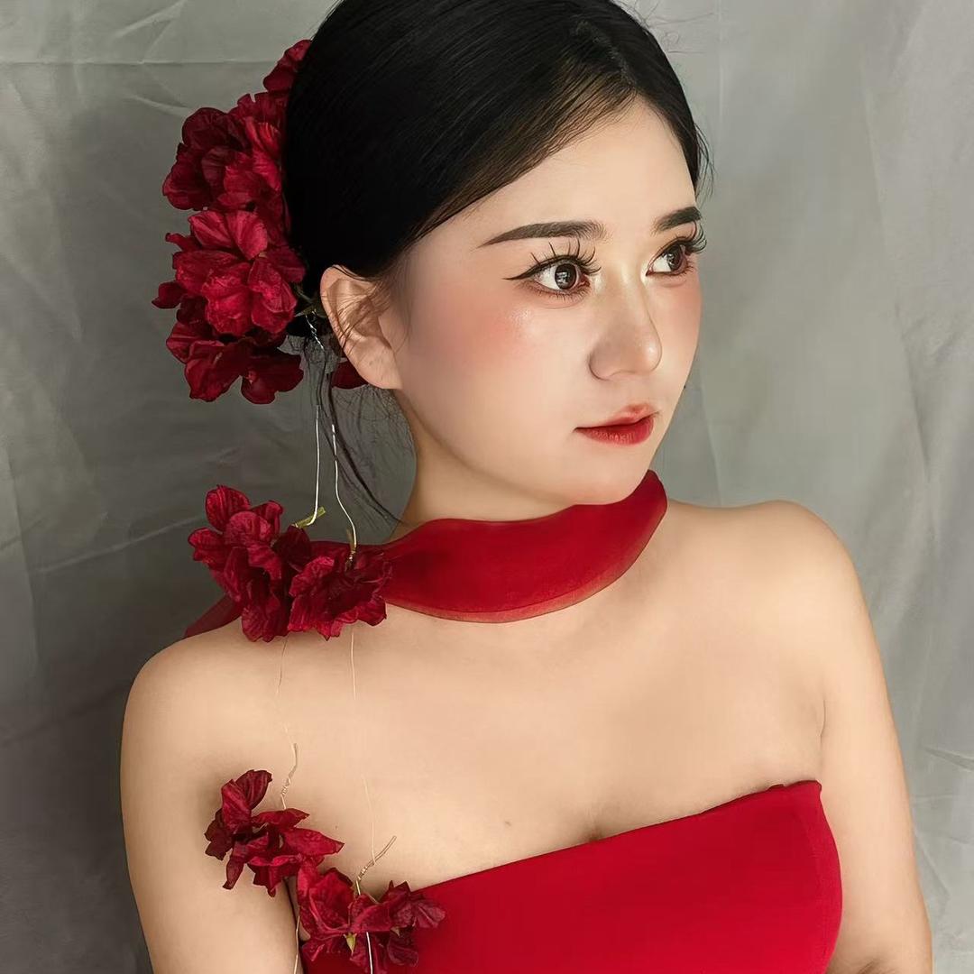 唐唐化妆师小静