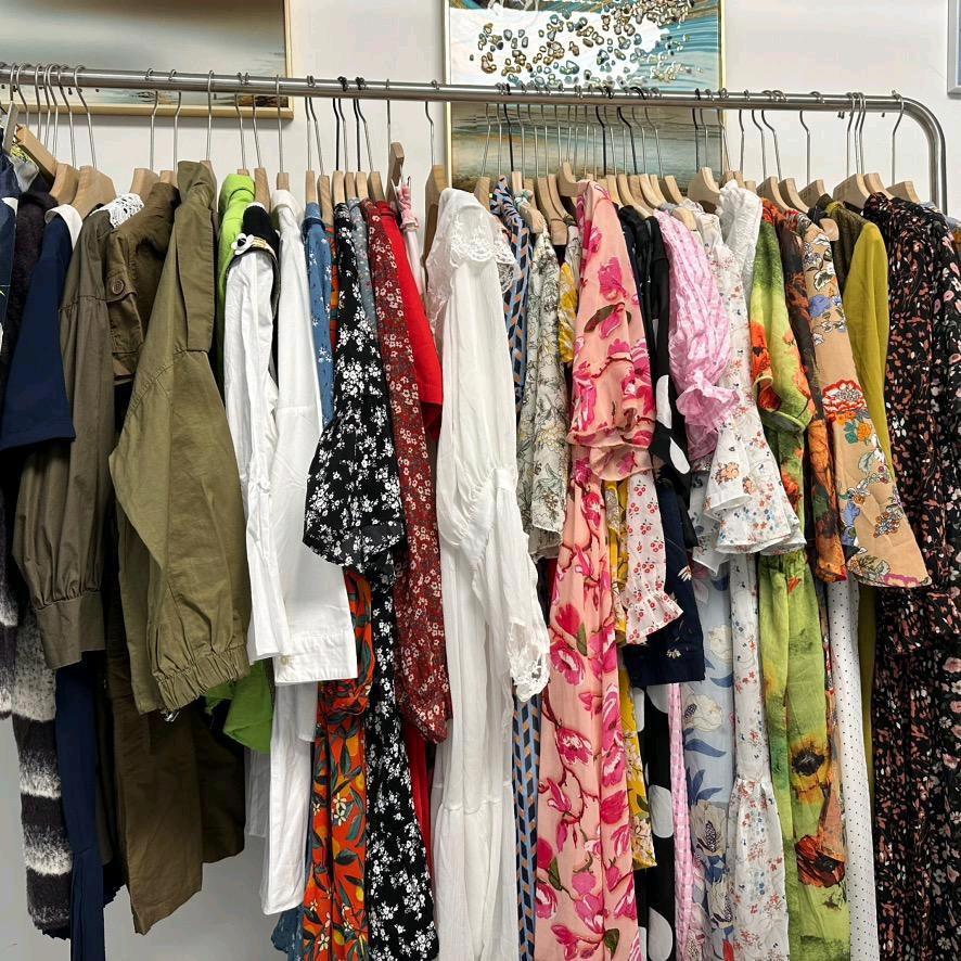 流量犇服饰工作室灿烂