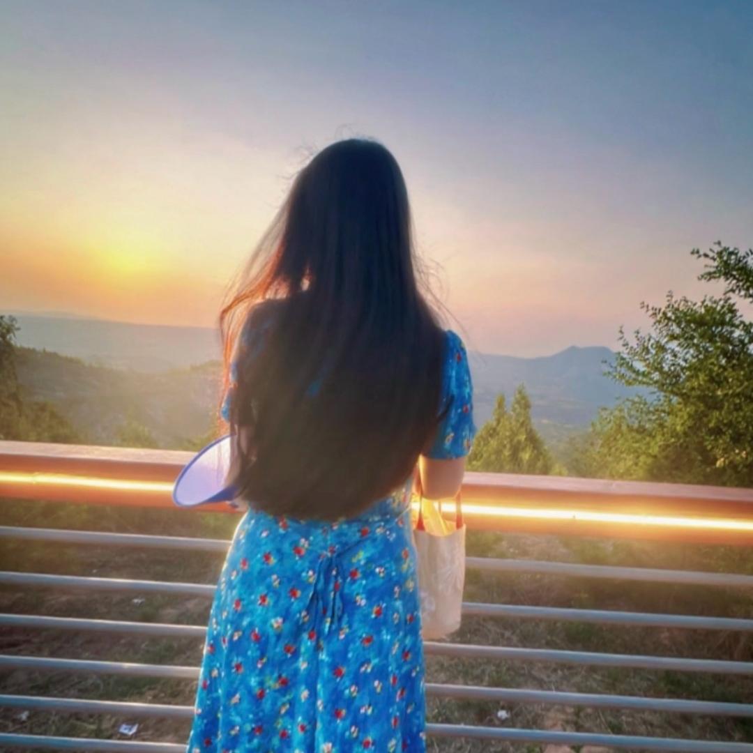 🌸一吃脸就圆 ᯅ𝙞𝙞