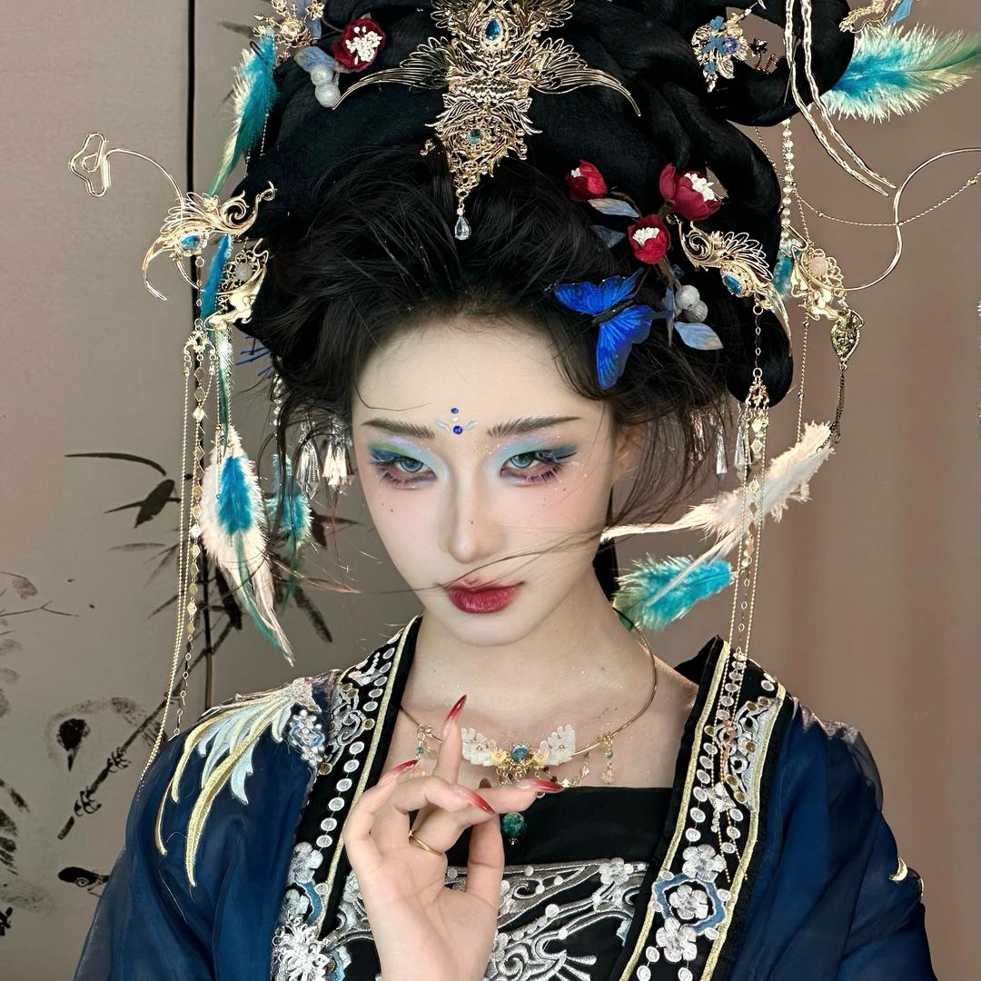 化妆师独角兽🦄