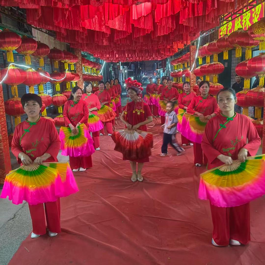 神鹰迎亲队（团长）