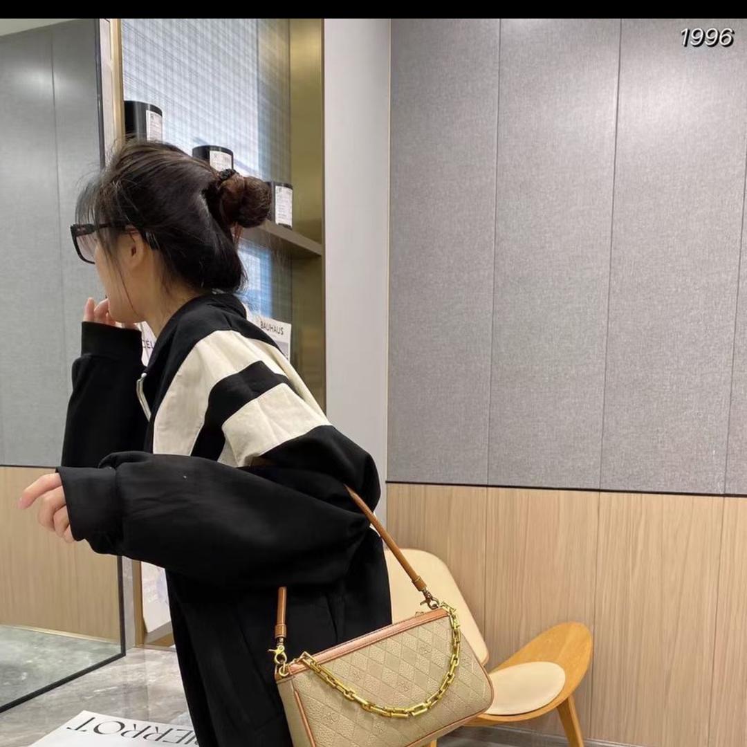 劲王休闲鞋