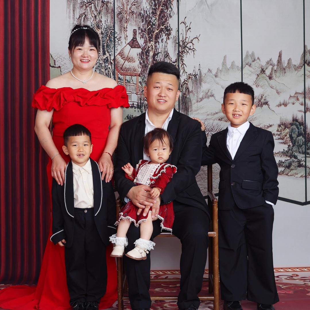 濮阳，小张 （3个孩子的爸爸）