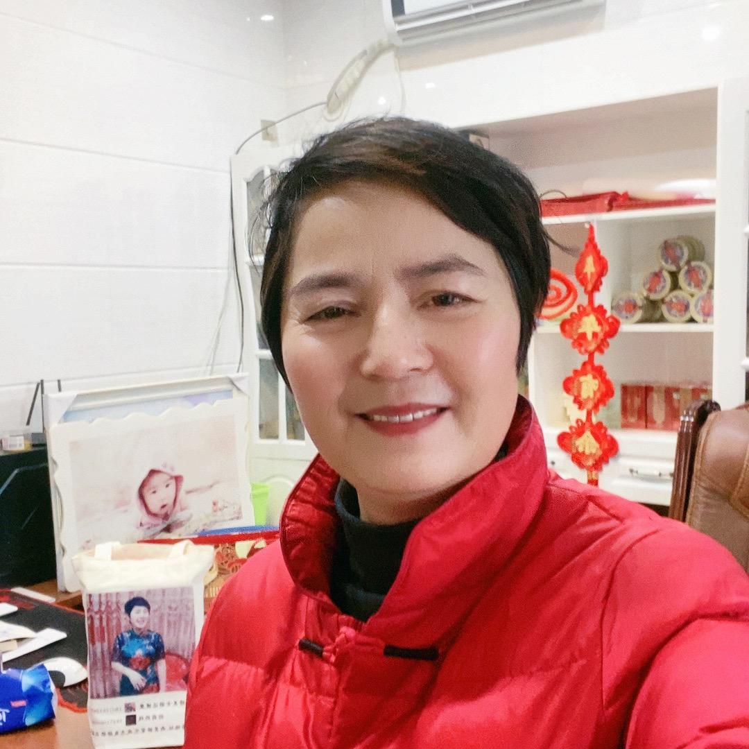 大眼睛美女（好物分享）