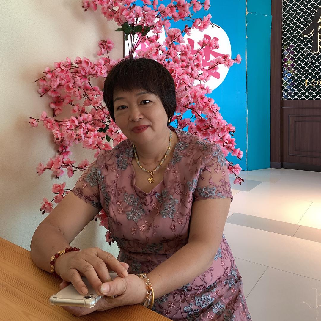 梅姨。