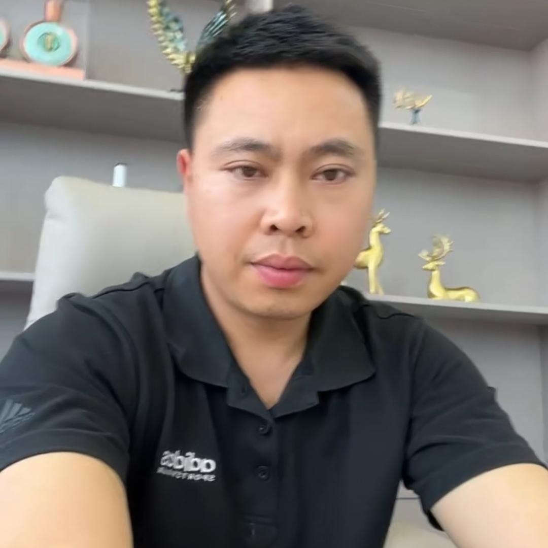 郑老师     牵线红娘