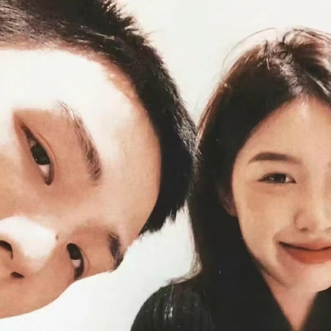 不看月亮🌙