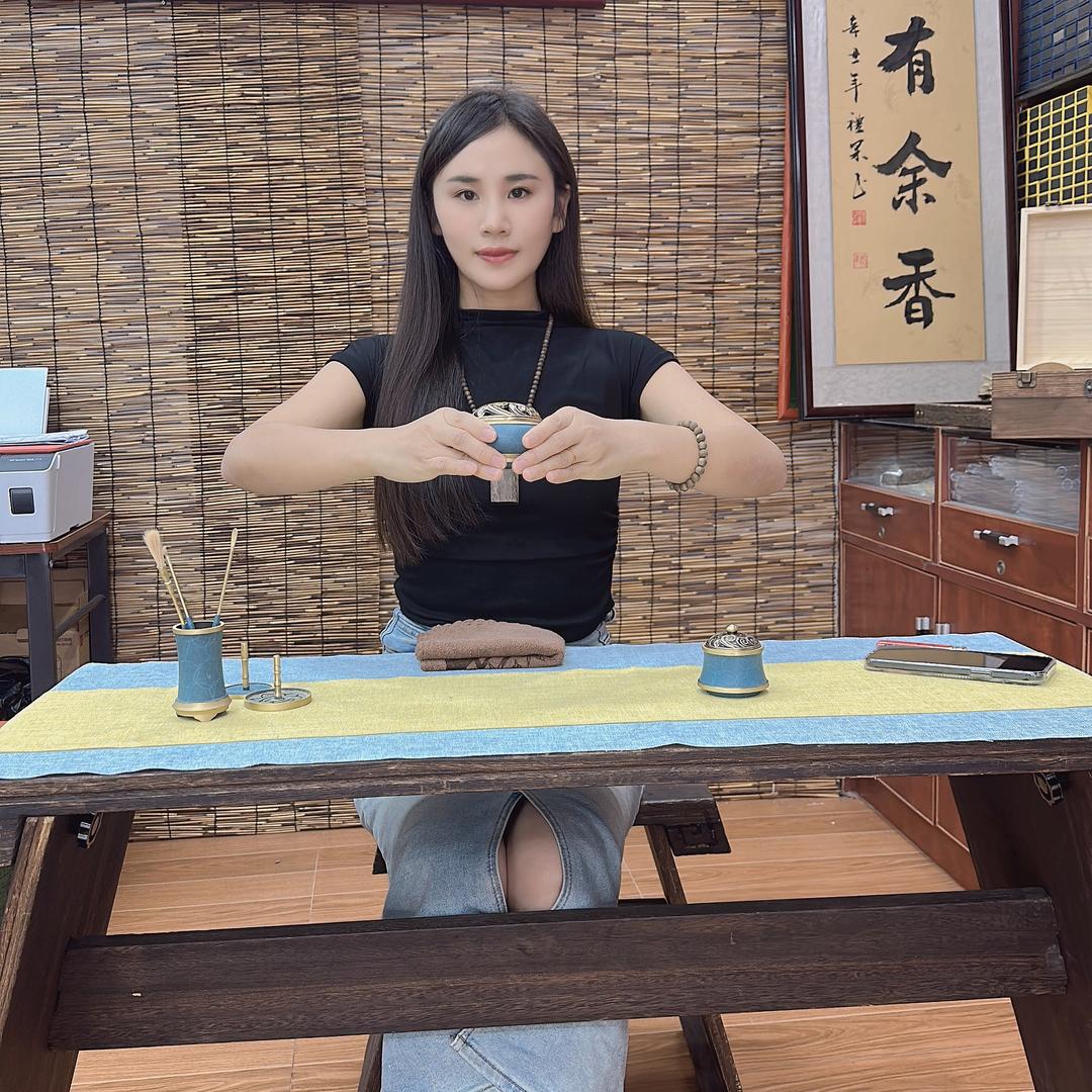 茅台.乔娜