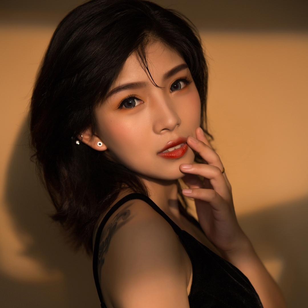 翘楚-