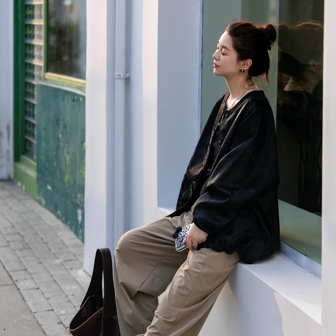 尤加莉(时尚穿搭)