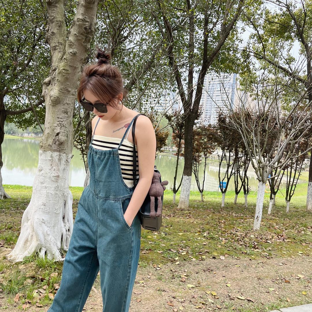 赣州卖女装的小草