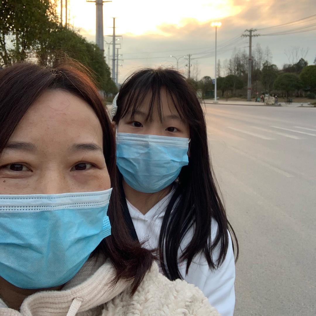 每天充满阳光☀️