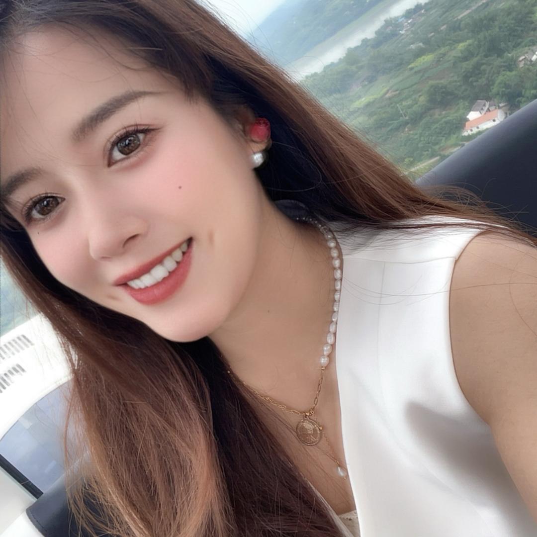 化妆师曼曼