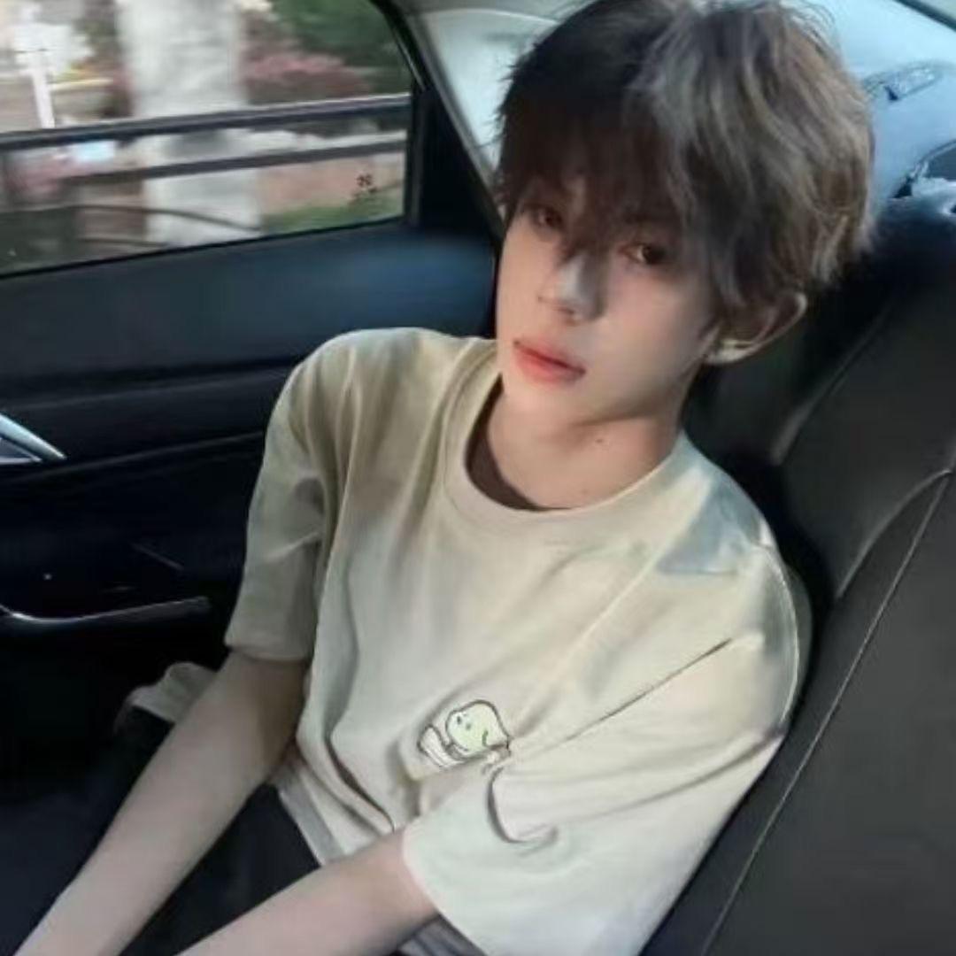 忧郁的纯情扣哥