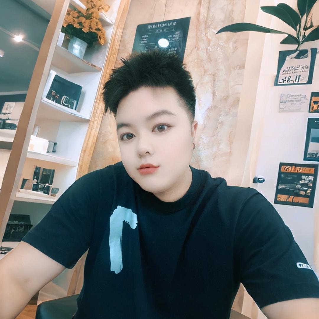 黄阿玛✊✊✊（互）