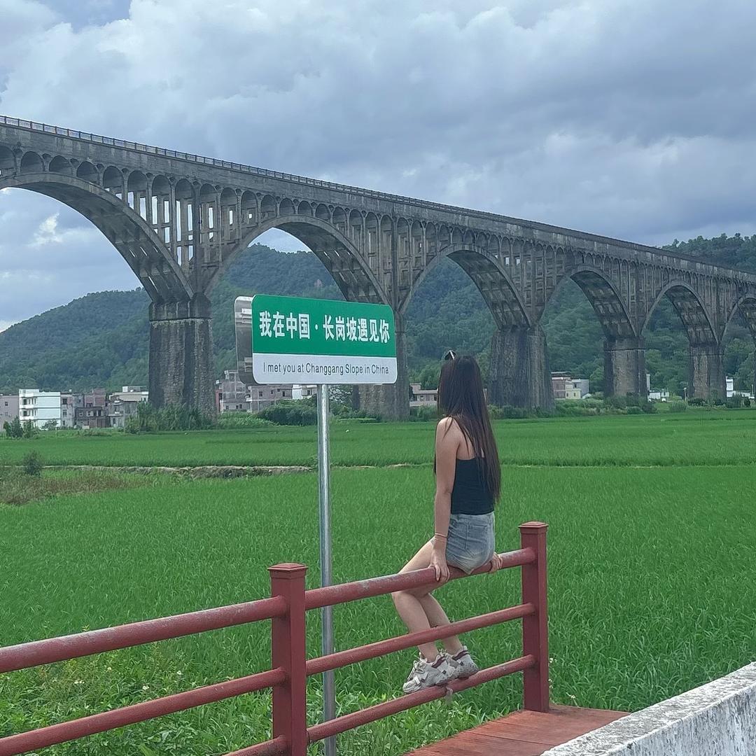 🥀⃟错把᭄敷衍当承诺🥀