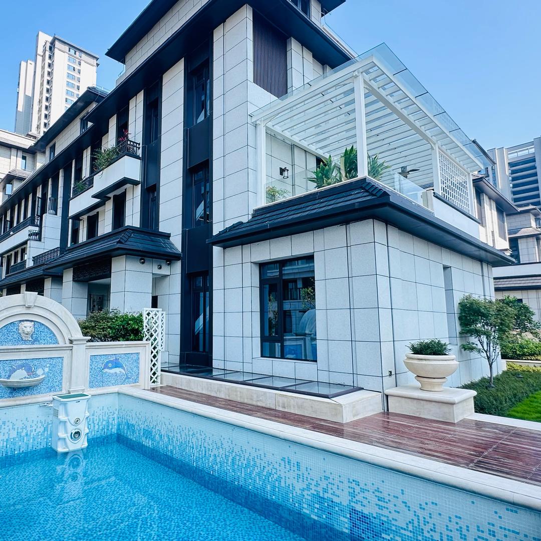 专业叠墅、排屋、别墅、合院、商铺