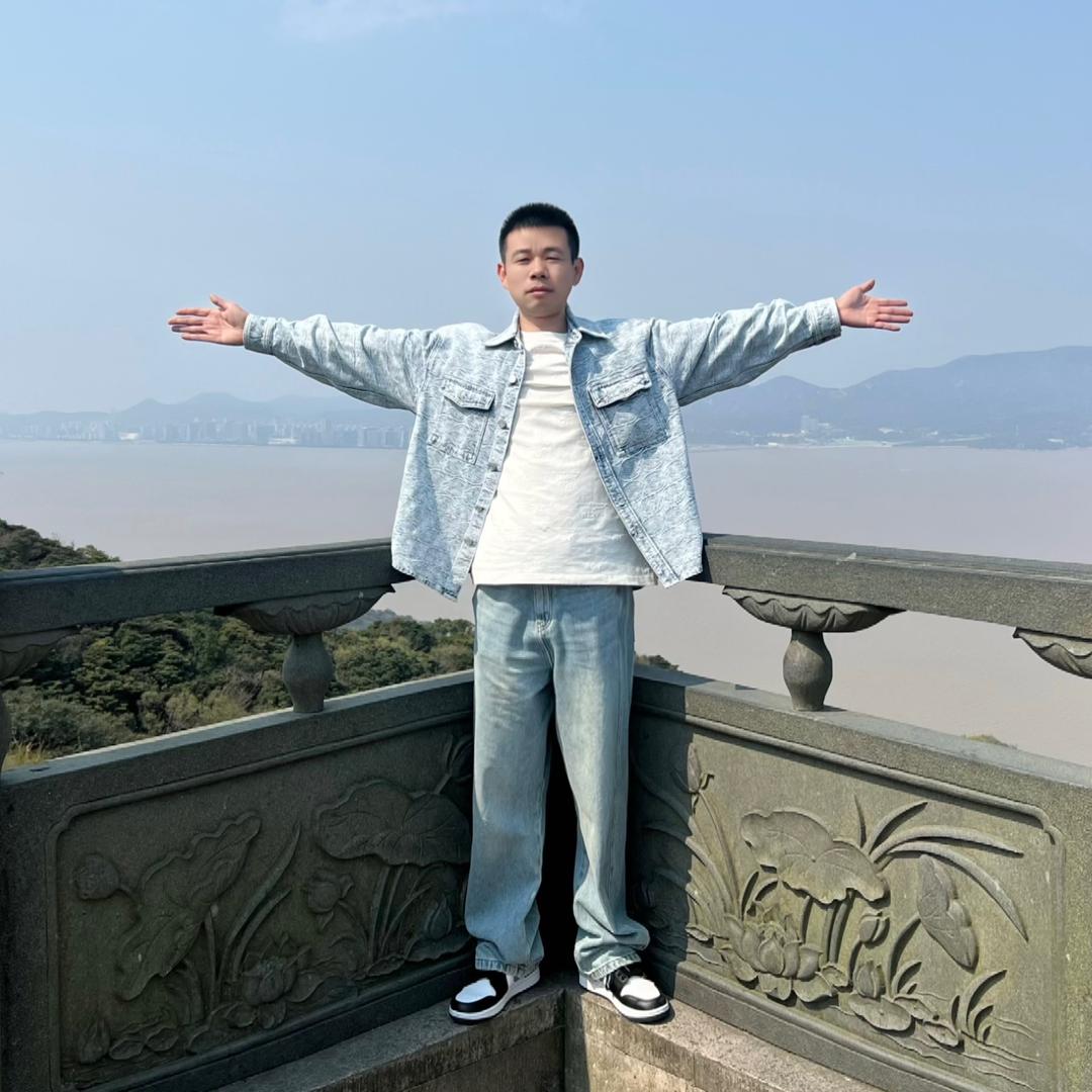 石炜