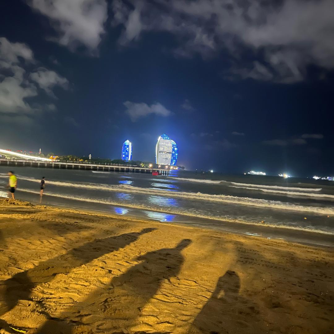 雨夜丶风微凉👄