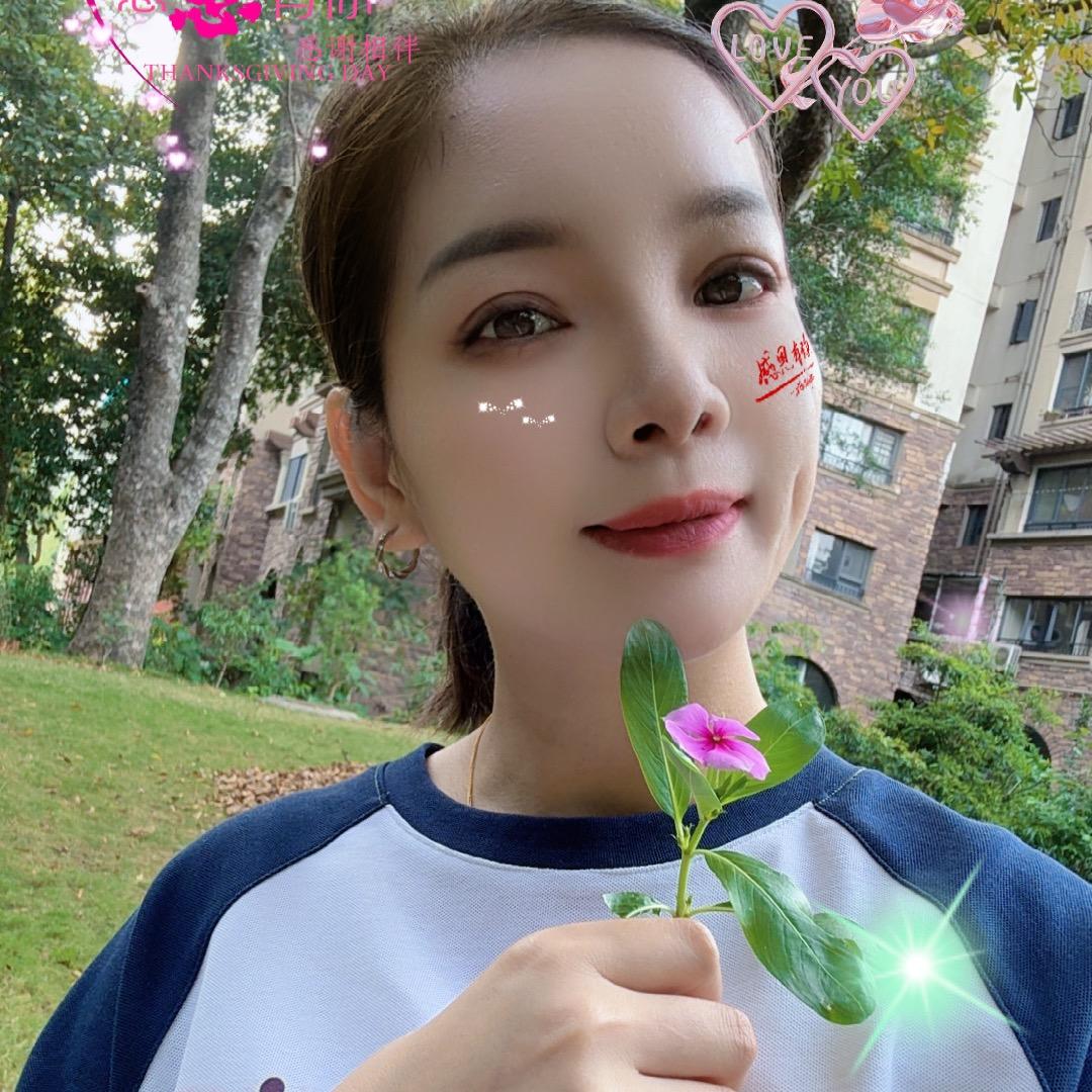 爱笑的女人运气不会差