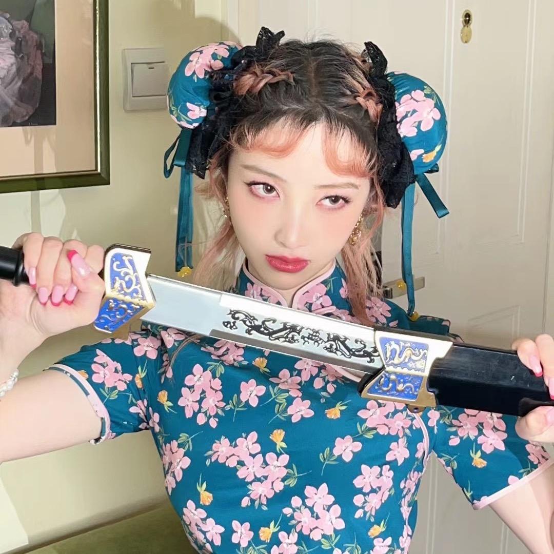 玺娅Lucia