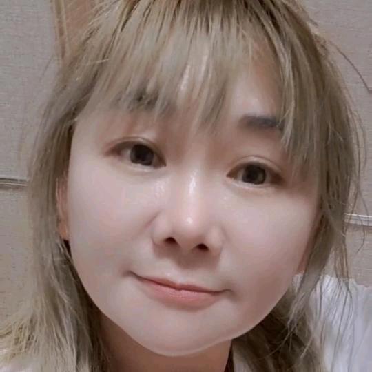 超大只香蕉妹